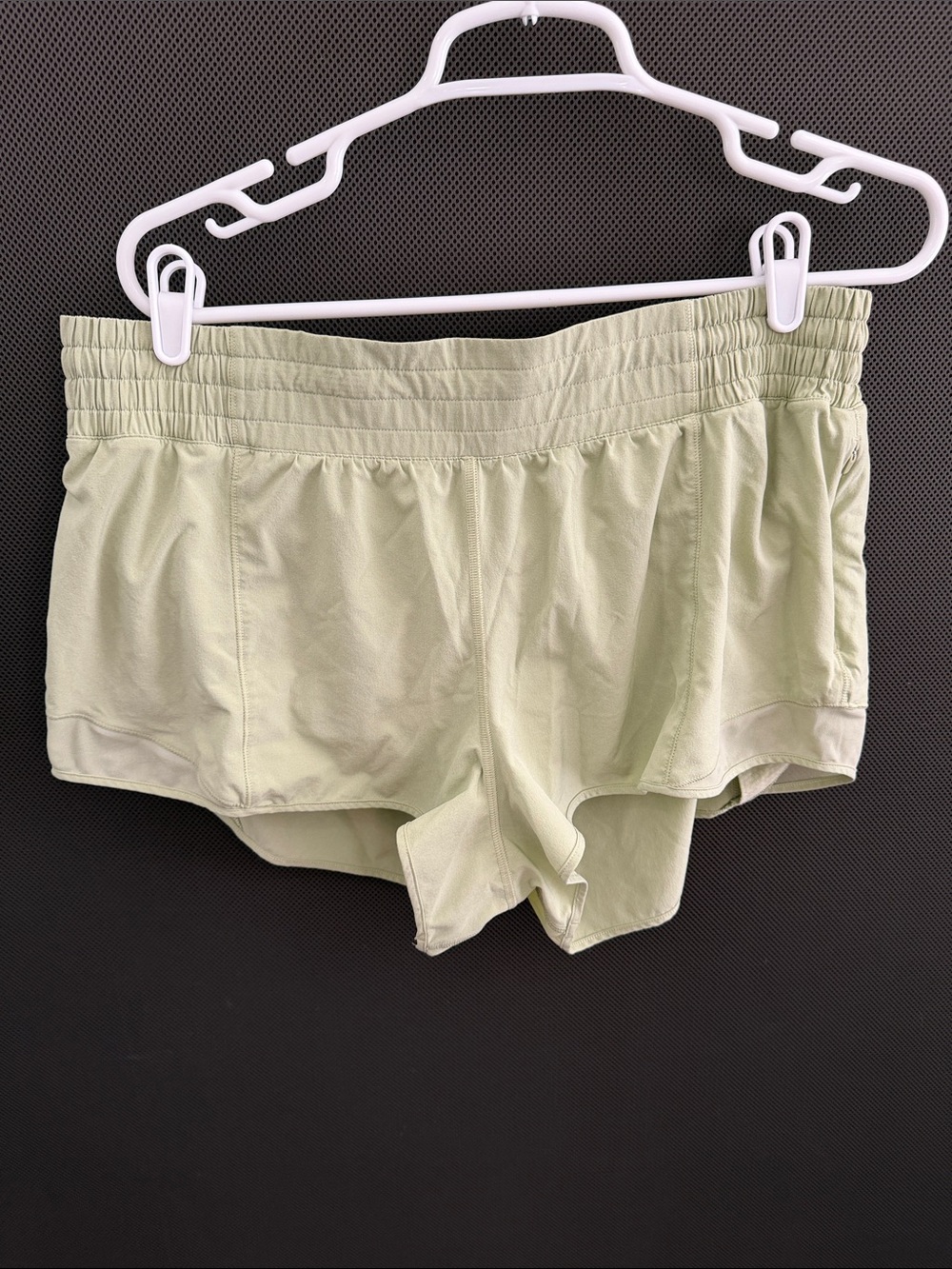 Lululemon shorts size 14